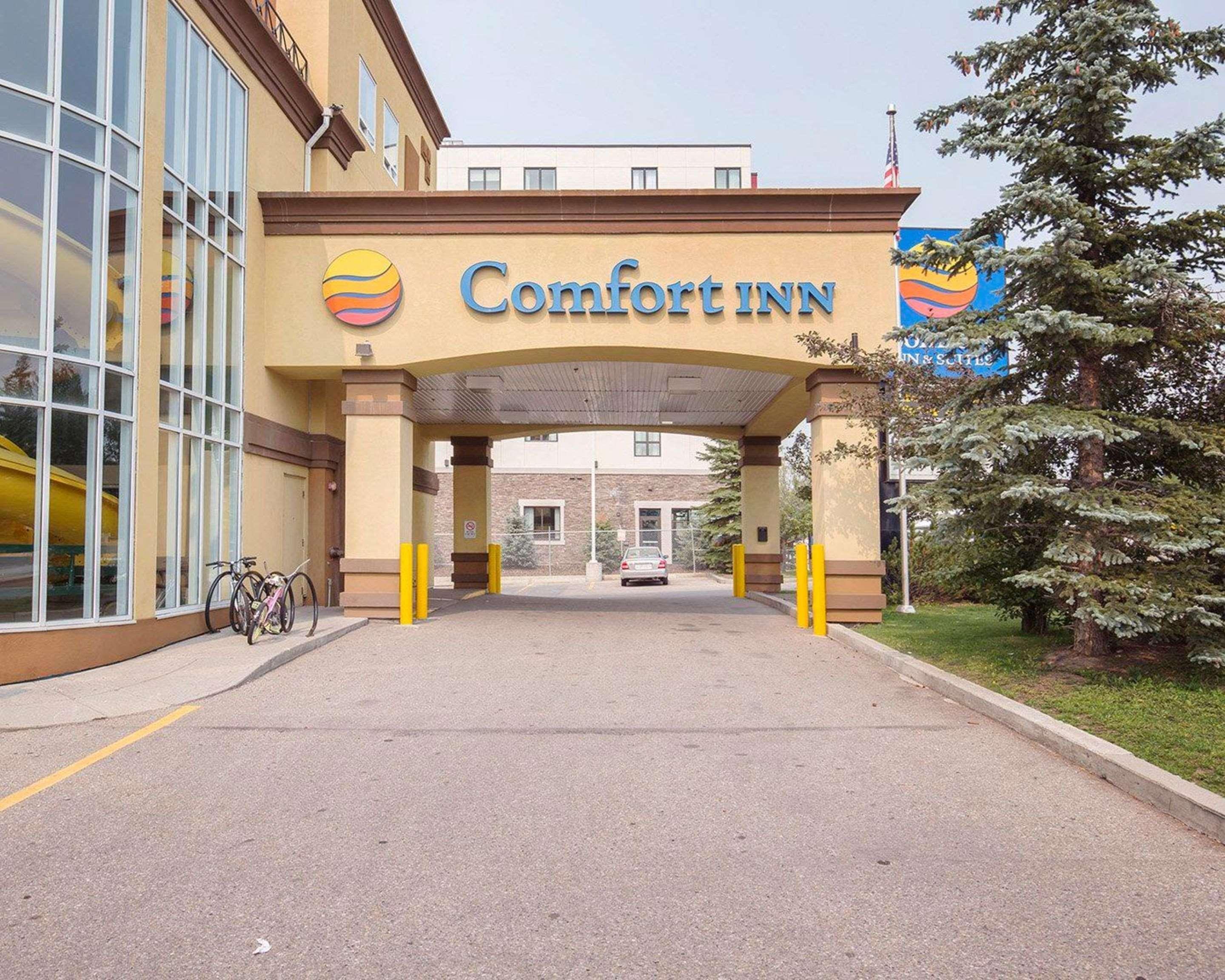 Comfort Inn & Suites University YYC Exteriér fotografie
