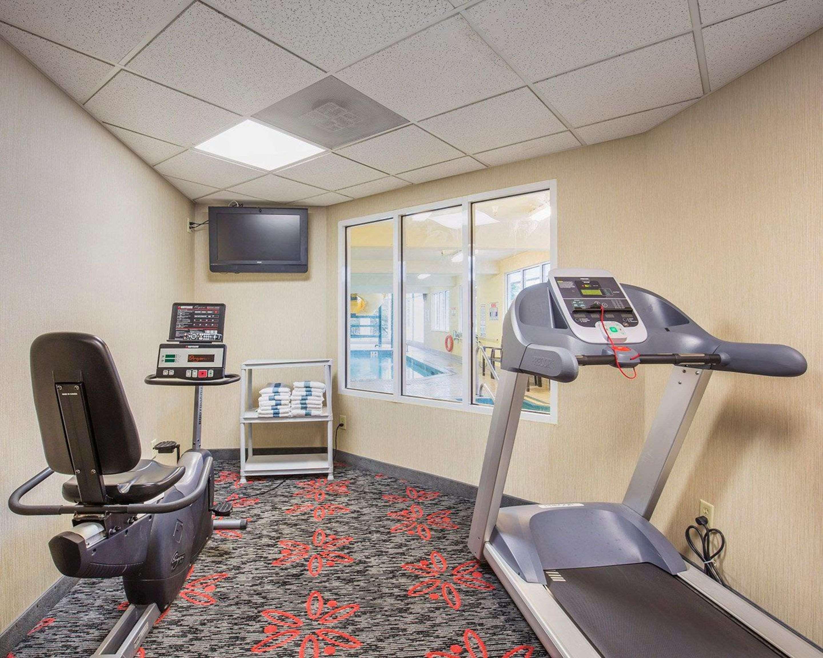 Comfort Inn & Suites University YYC Exteriér fotografie