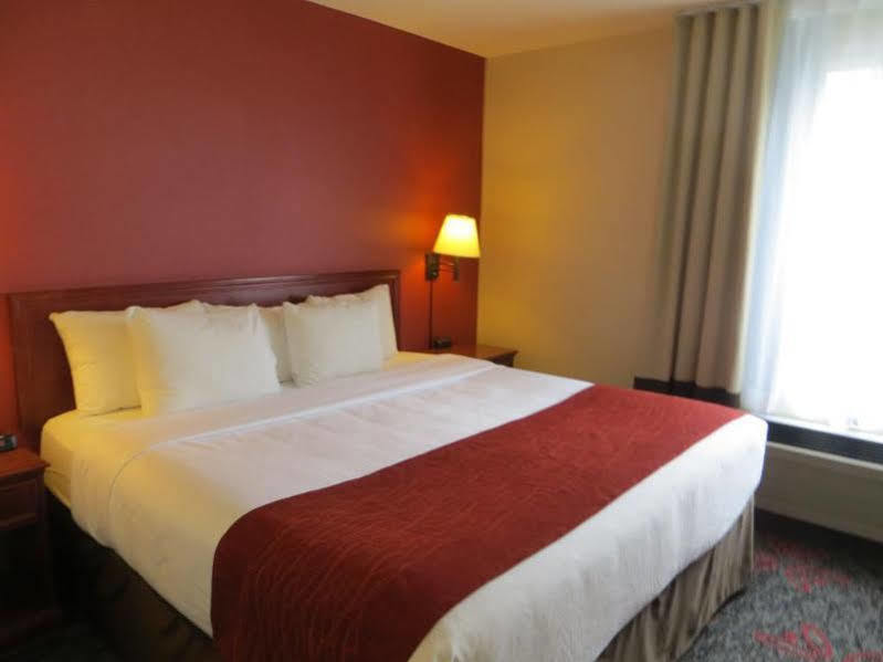 Comfort Inn & Suites University YYC Exteriér fotografie